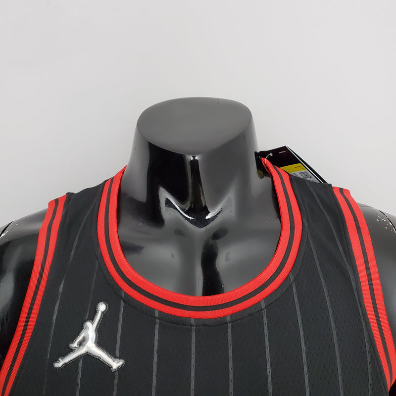 Regata NBA Chicago Bulls Away Preta - JORDAN